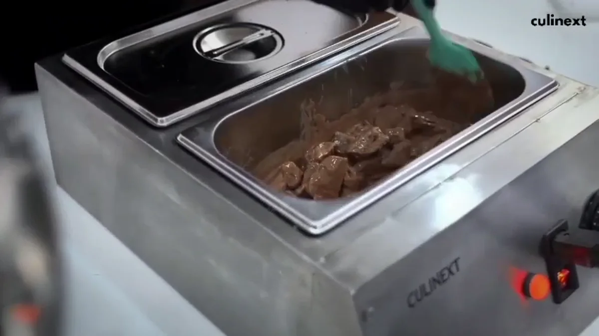 Culinext chocolate melter water-bath working demonstration